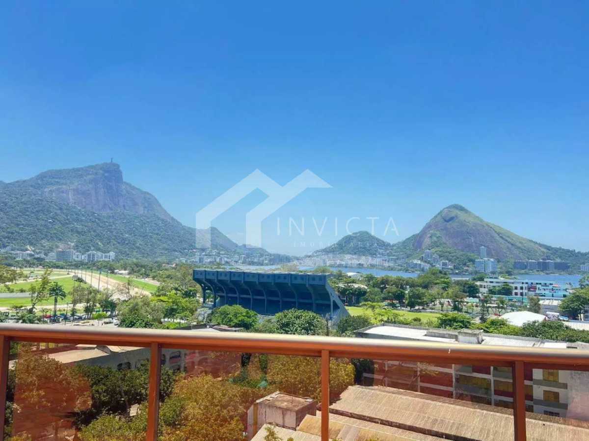 b7860237-4bca-4277-a7ae-eb19a0 - 24