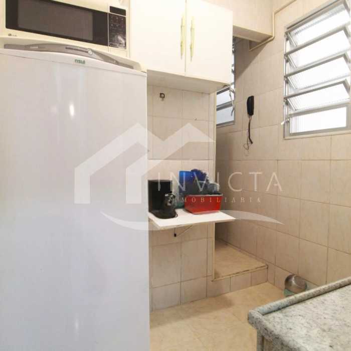 894628036-407.70274102796554IM - 14