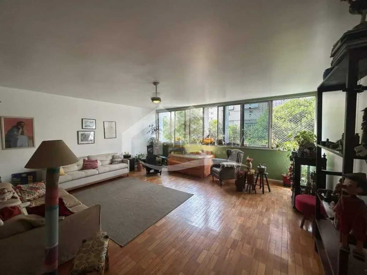 WhatsApp Image 2025-09-18 at 1 - 3