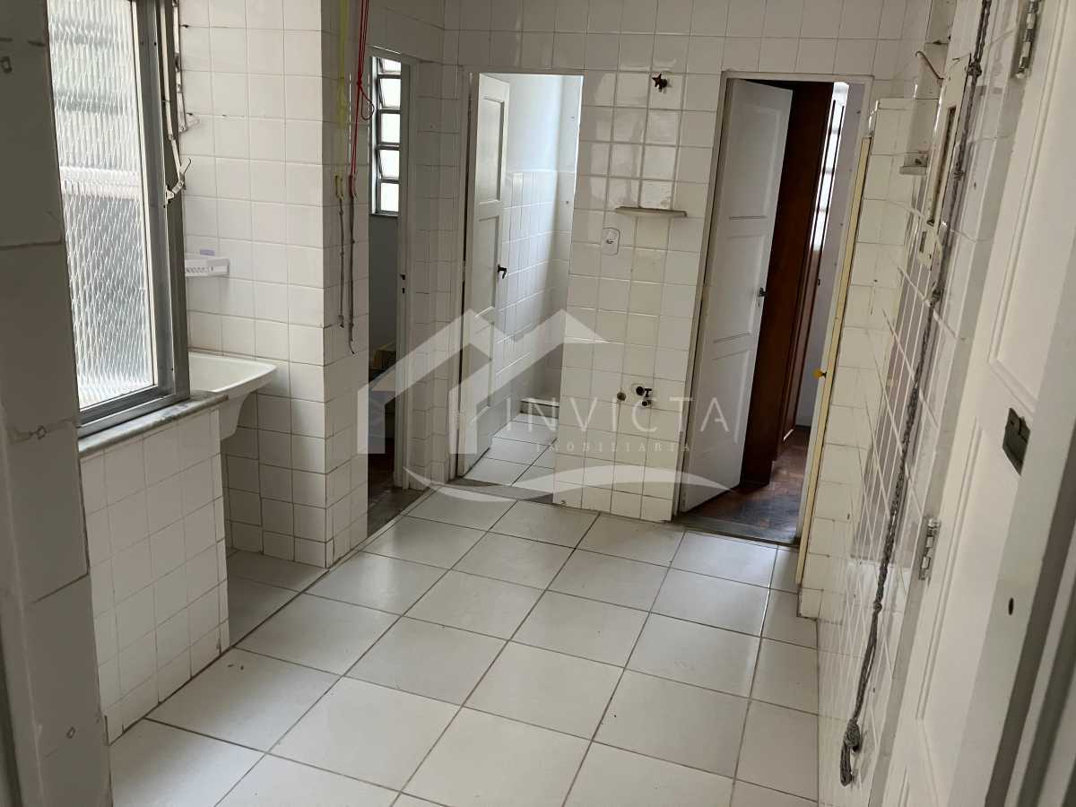 Área de serviço - 17