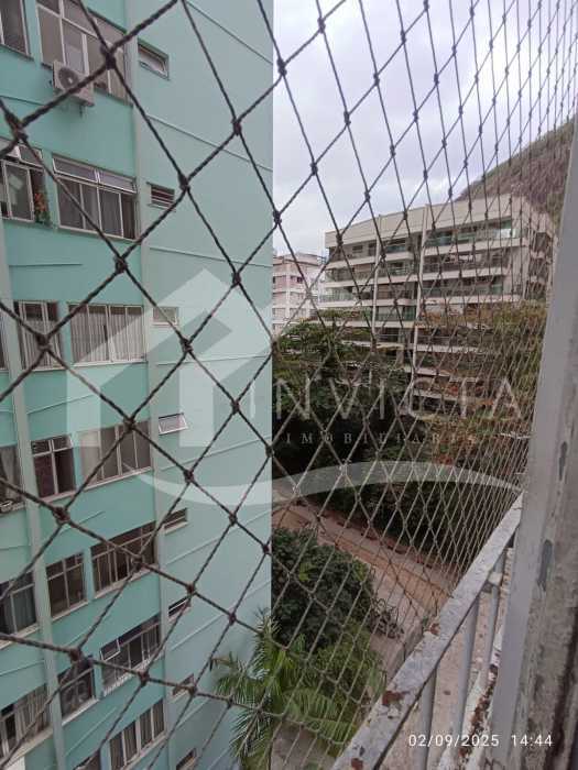 0cdbd9a5-de19-41d3-be3c-294719 - 24