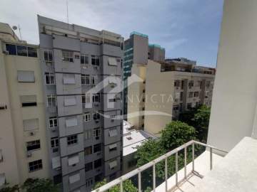 Ótima localização - Excelente 3 quartos em Copacabana - IPAP30135