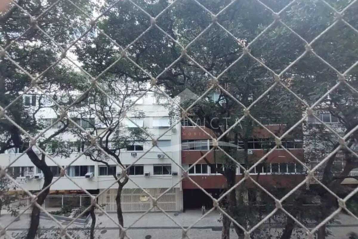 0a3ff61923294d08bb2a74d16c873d - 7