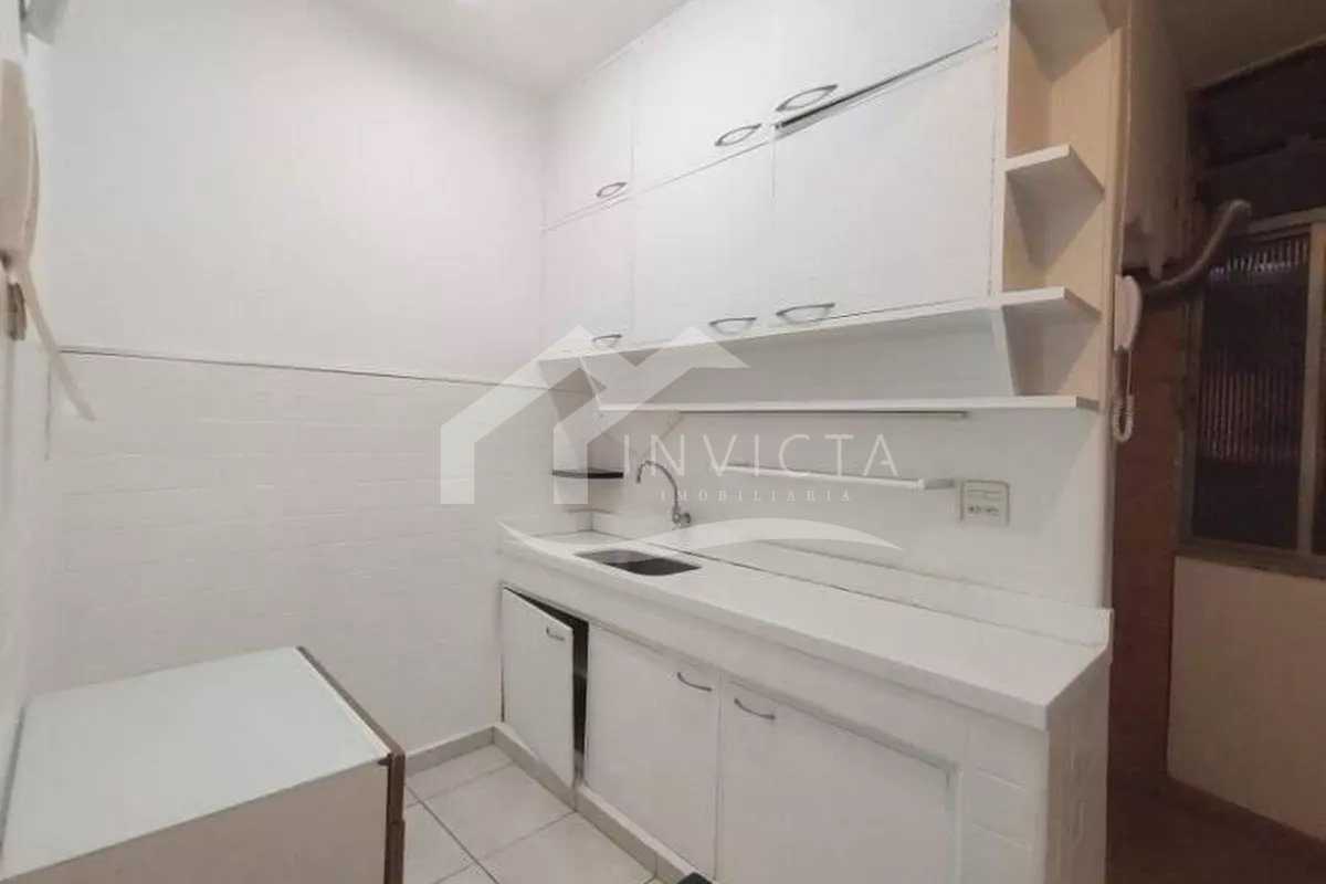 006d485f4f2047f4883c1934eb472c - 9