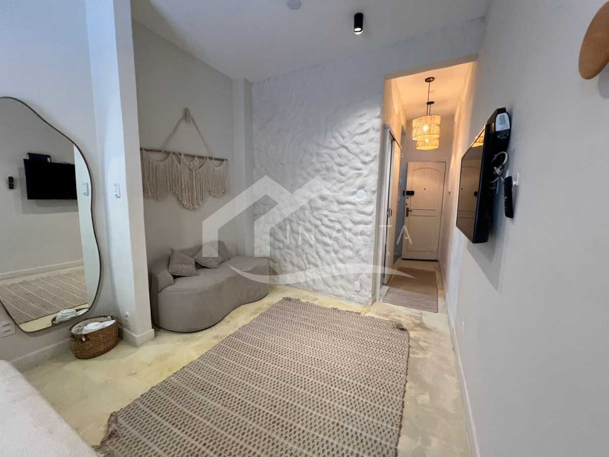 3f189a77-44dc-43b8-bdd9-0d56aa - 4