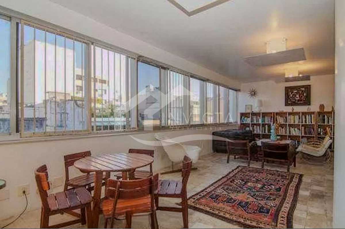 WhatsApp Image 2025-10-06 at 3 - 7