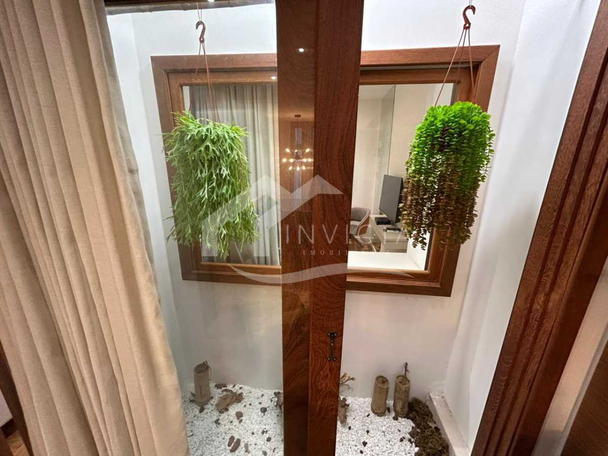 ec1e356c-dbc7-458e-8c40-d79371 - 4