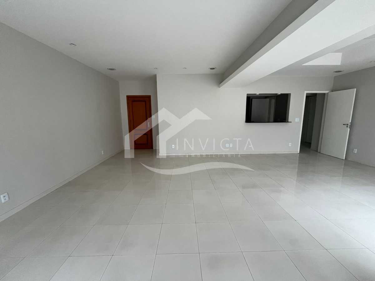 WhatsApp Image 2025-10-08 at 1 - 6