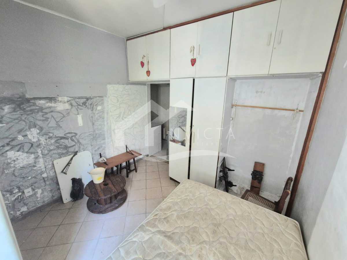 Ótima localização - CONJUGADO ACONCHEGANTE DE FRENTE COM VISTA VERDE LIVRE EM COPACABANA! - FCKI00176