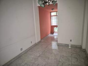 Ótima localização - EXCELENTE APARTAMENTO DE 2 QUARTOS COM VAGA NA ESCRITURA EM COPACABANA! - FCAP21503