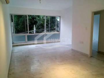 Imperdível - TRÊS QUARTOS COM VAGA EM RUA NOBRE DO LEBLON!!! - IPAP30144