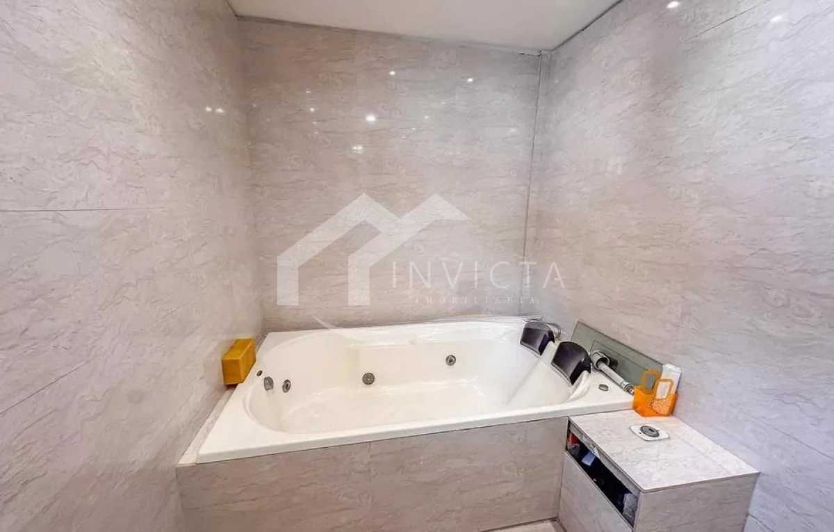 WhatsApp Image 2025-10-14 at 1 - 23