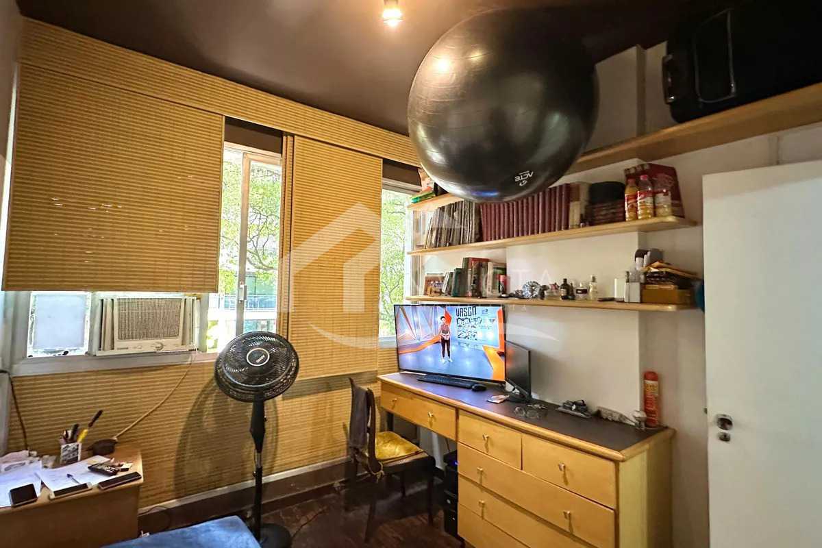 WhatsApp Image 2025-10-16 at 1 - 9