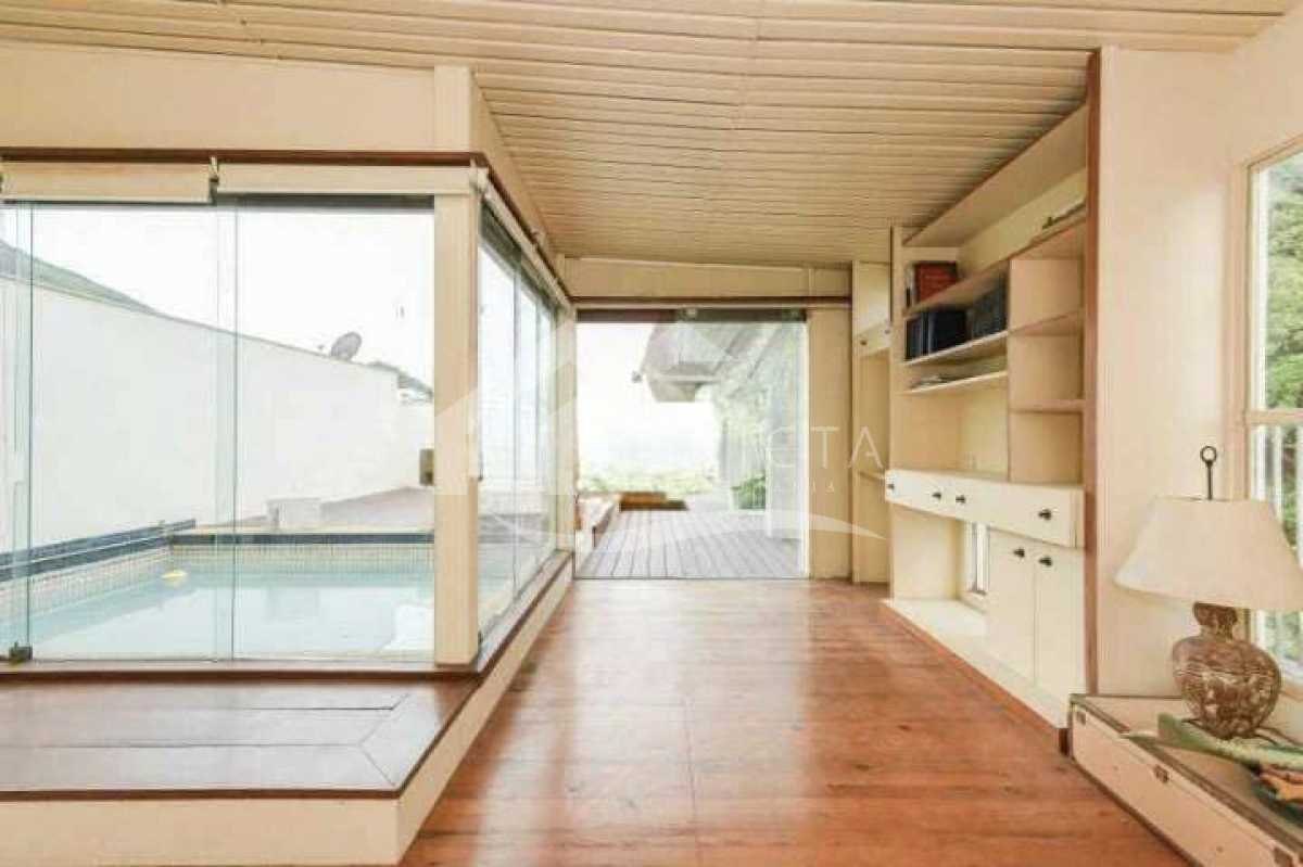 WhatsApp Image 2025-10-17 at 1 - 9