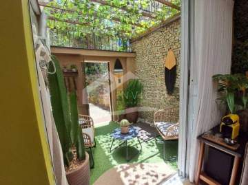 Ótima localização - Sala quarto tipo garden reformado a três quadras da praia - IPAP10066