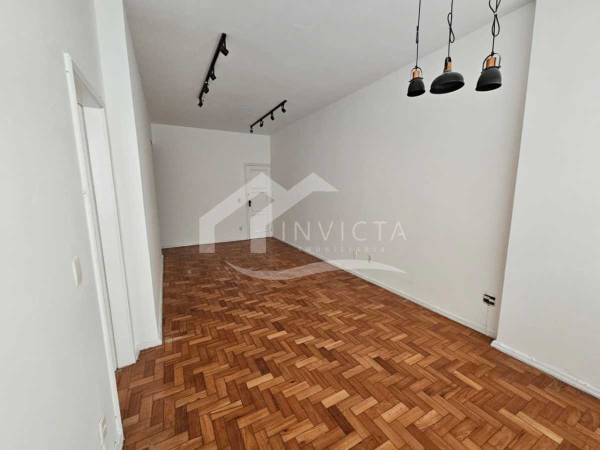 WhatsApp Image 2025-10-21 at 1 - 3