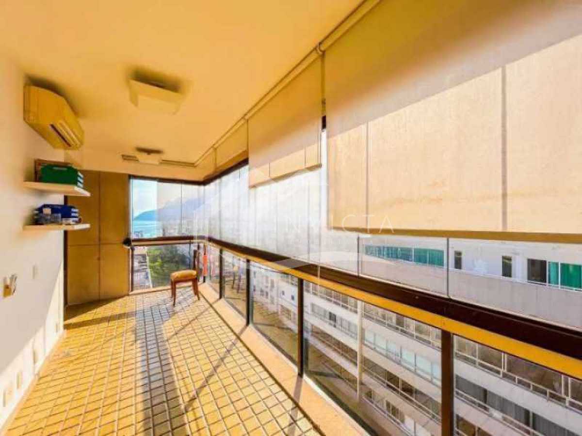 WhatsApp Image 2025-10-24 at 1 - 24