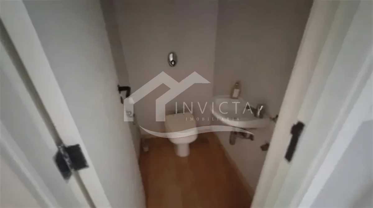 825672025a5d465bb303d7142dff08 - 18