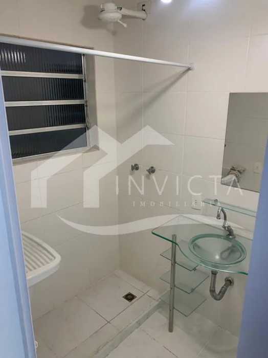 Banheiro social - 28