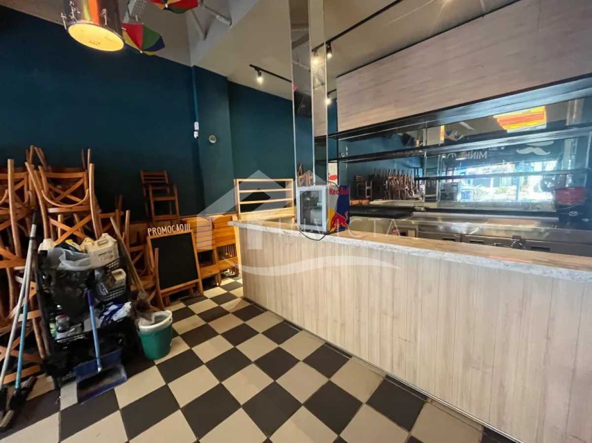 Conheça WhatsApp Image 2025-10-27 at 1 do imóvel - Prédio inteiro comercial com 3 andares em área privilegiada, com 465 m² - FCPR00002 - 8 WhatsApp Image 2025-10-27 at 1 - 8