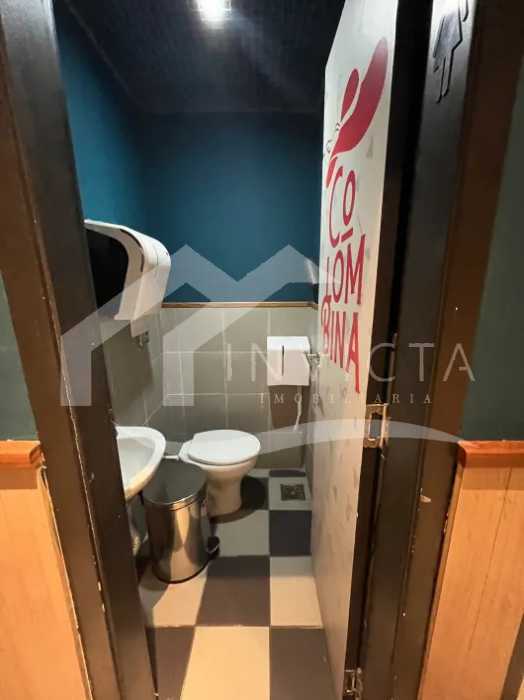 Conheça WhatsApp Image 2025-10-27 at 1 do imóvel - Prédio inteiro comercial com 3 andares em área privilegiada, com 465 m² - FCPR00002 - 13 WhatsApp Image 2025-10-27 at 1 - 13