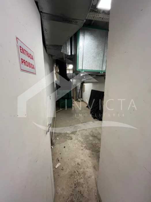 Conheça WhatsApp Image 2025-10-27 at 1 do imóvel - Prédio inteiro comercial com 3 andares em área privilegiada, com 465 m² - FCPR00002 - 20 WhatsApp Image 2025-10-27 at 1 - 20