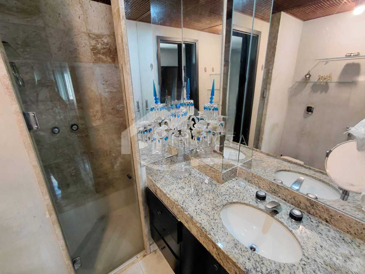 WhatsApp Image 2025-11-25 at 1 - 18