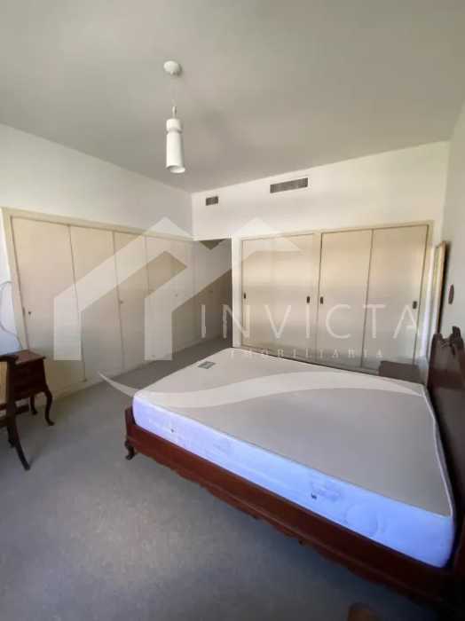 81d1e54dac9b4201a3cc1563d61f63 - 16