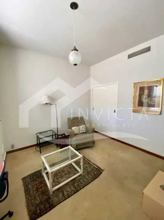 5675726c63ab45b5a6aaf61f156ffb - 13