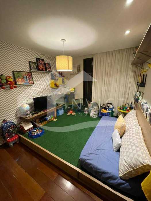 1303901-Photoroom - 11