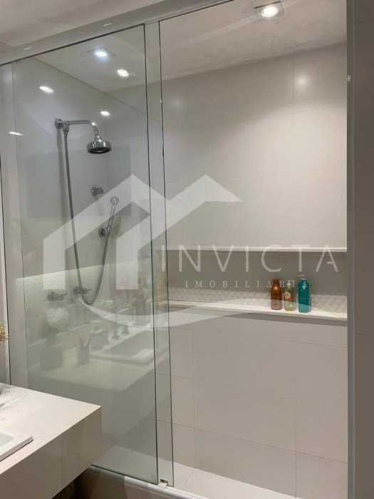 1304406-Photoroom - 15