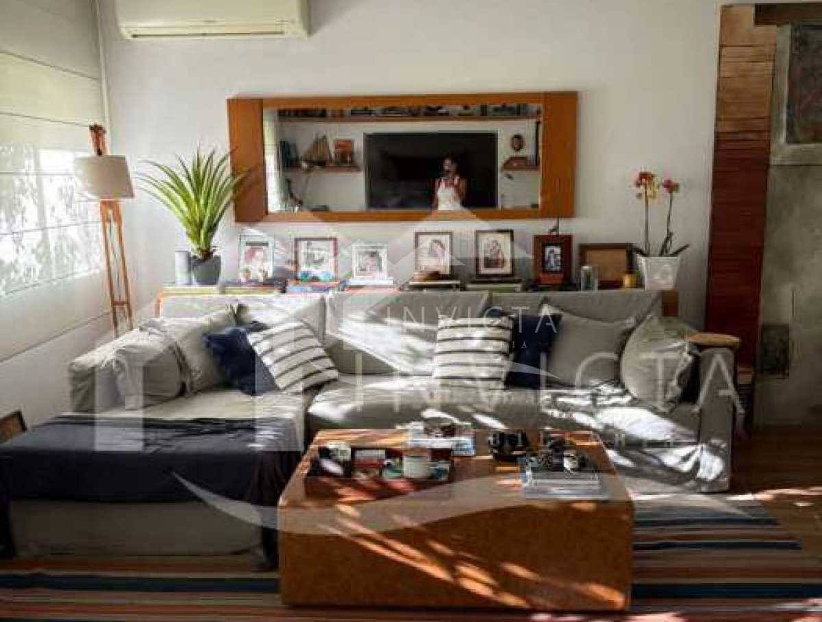 16304_G1762022520 - 1