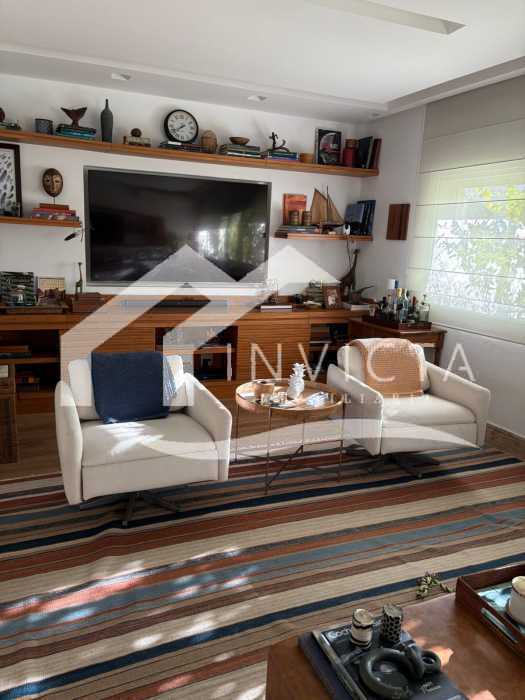 16304_G1762022518 - 6