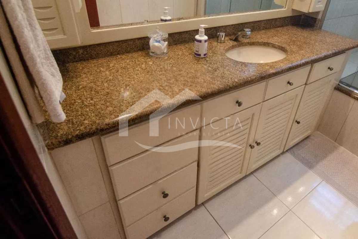 eaca6b7c-6c01-482b-a551-765940 - 20