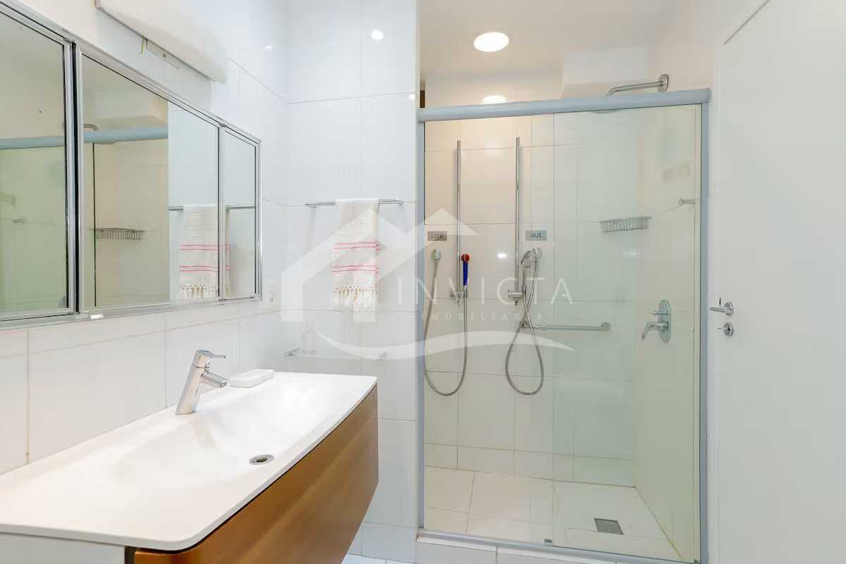 7b6df08c-3c1d-4a0b-80ad-e5f632 - 27