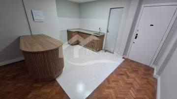 Imperdível - Maravilhoso 3 quartos em copacabana ao lado do metrô. - FCAP31776