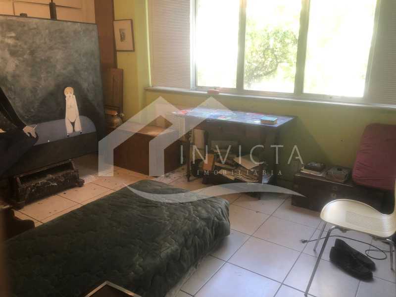 Conheça cc956b3d-798e-43ba-8958-13c39b do imóvel - MARAVILHOSO 04 QUARTOS COM GARAGEM EM TRANSVERSAL NOBRE DE COBACABANA!!! - FCAP40047 - 14 cc956b3d-798e-43ba-8958-13c39b - 14