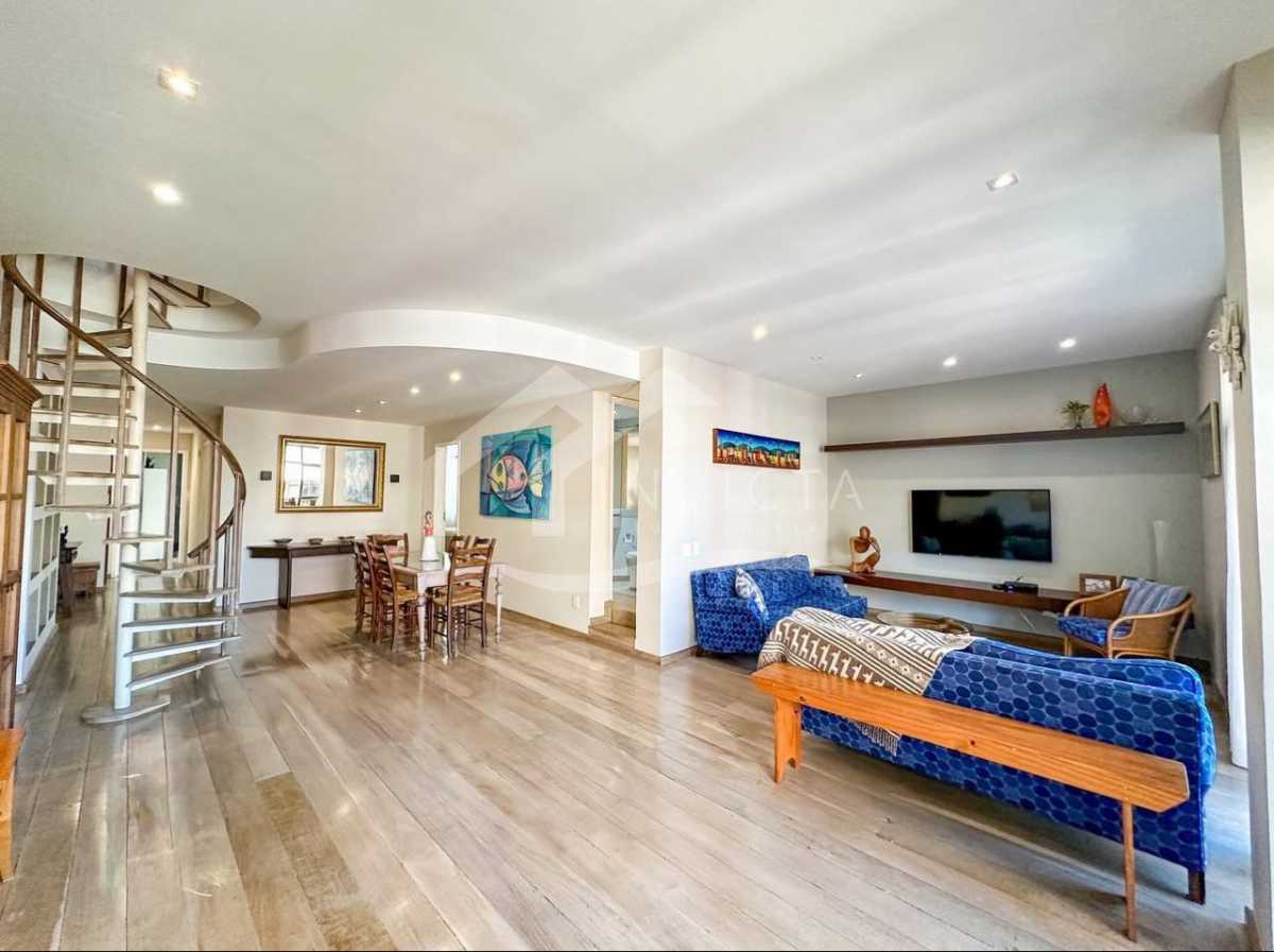 WhatsApp Image 2025-11-12 at 1 - 8