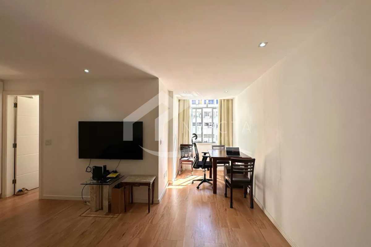 Conheça WhatsApp Image 2025-11-12 at 1 do imóvel - MARAVILHOSO SALA/QUARTO NA QUADRA DA PRAIA! - FCAP11882 - 6 WhatsApp Image 2025-11-12 at 1 - 6