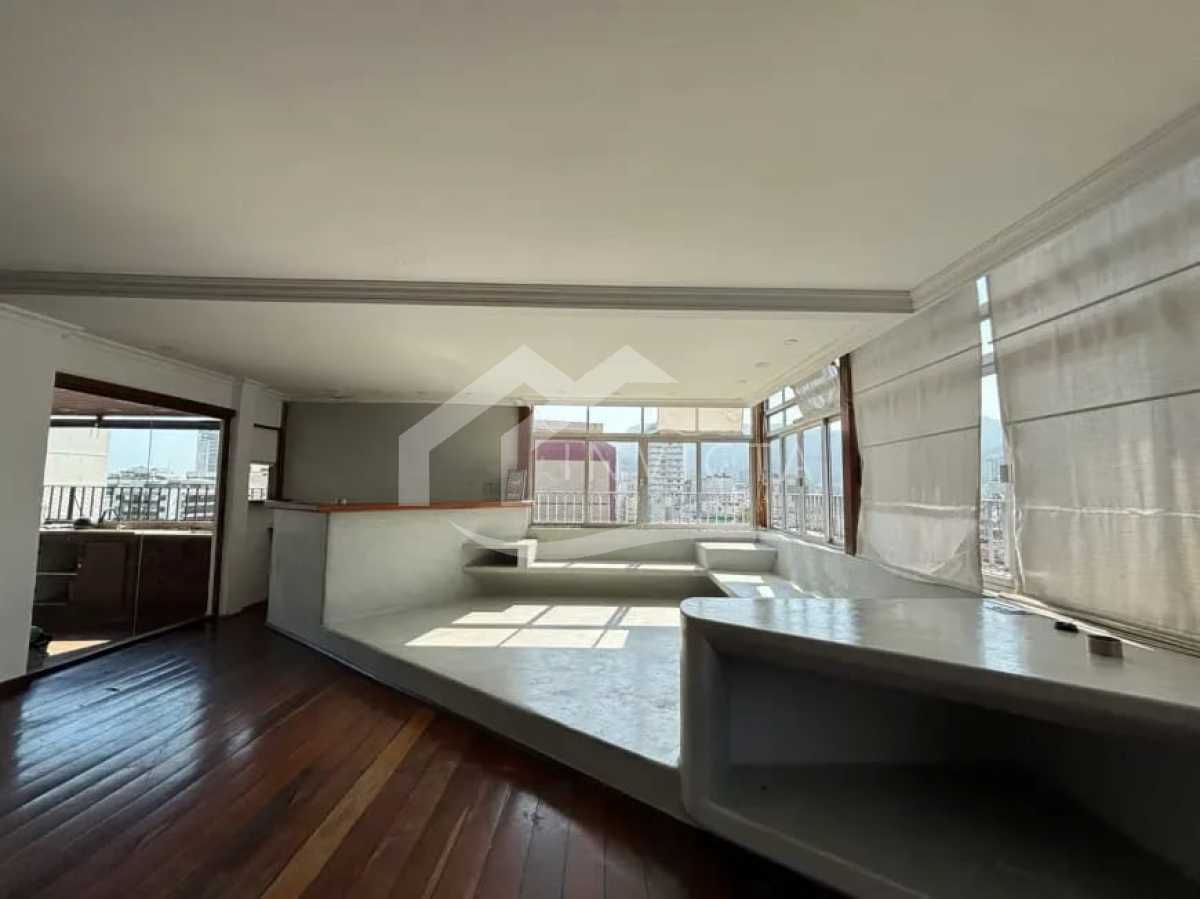 WhatsApp Image 2025-11-12 at 1 - 10