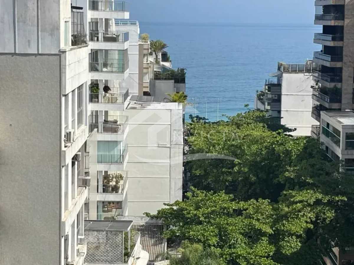 WhatsApp Image 2025-11-12 at 1 - 4