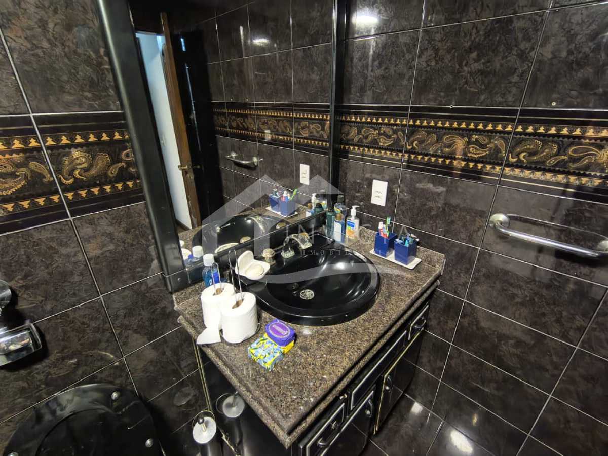 61d714c2-2dc0-4dc5-919f-bacc30 - 13