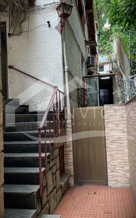 Imperdível - Raridade em Copacabana! Ampla casa com 500 m² de terreno na Rua Santa Clara - RPCC140001