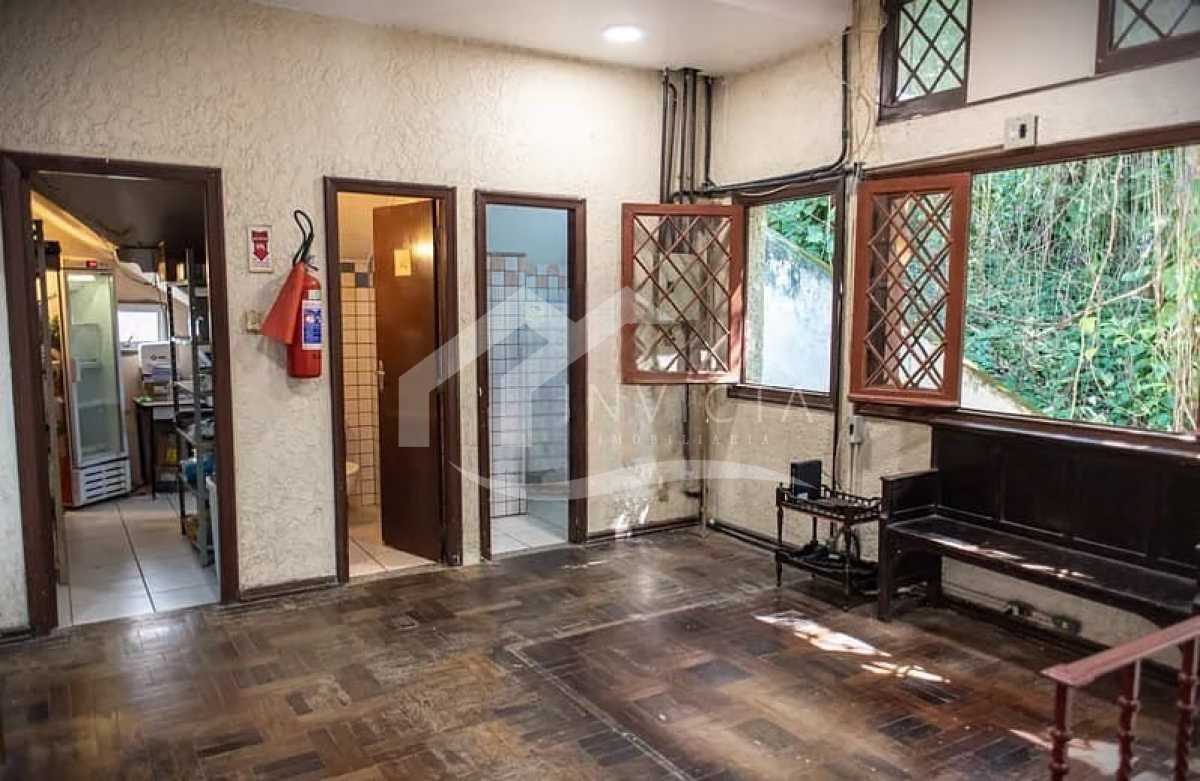 Imperdível - Raridade em Copacabana! Ampla casa com 500 m² de terreno na Rua Santa Clara - RPCC140001
