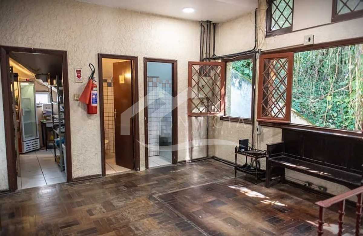 Imperdível - Raridade em Copacabana! Ampla casa com 500 m² de terreno na Rua Santa Clara - RPCC140001