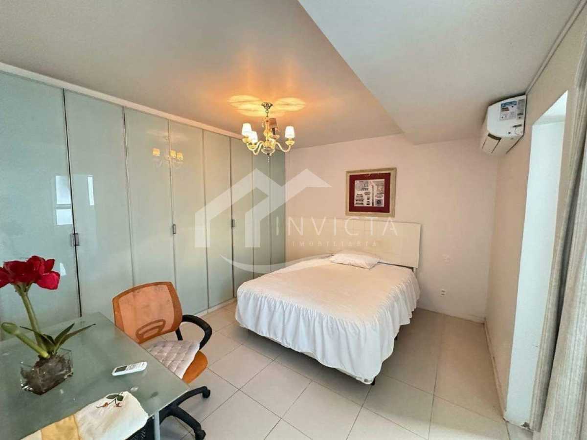 d511faceedb644848de6df8fc6e6a4 - 12