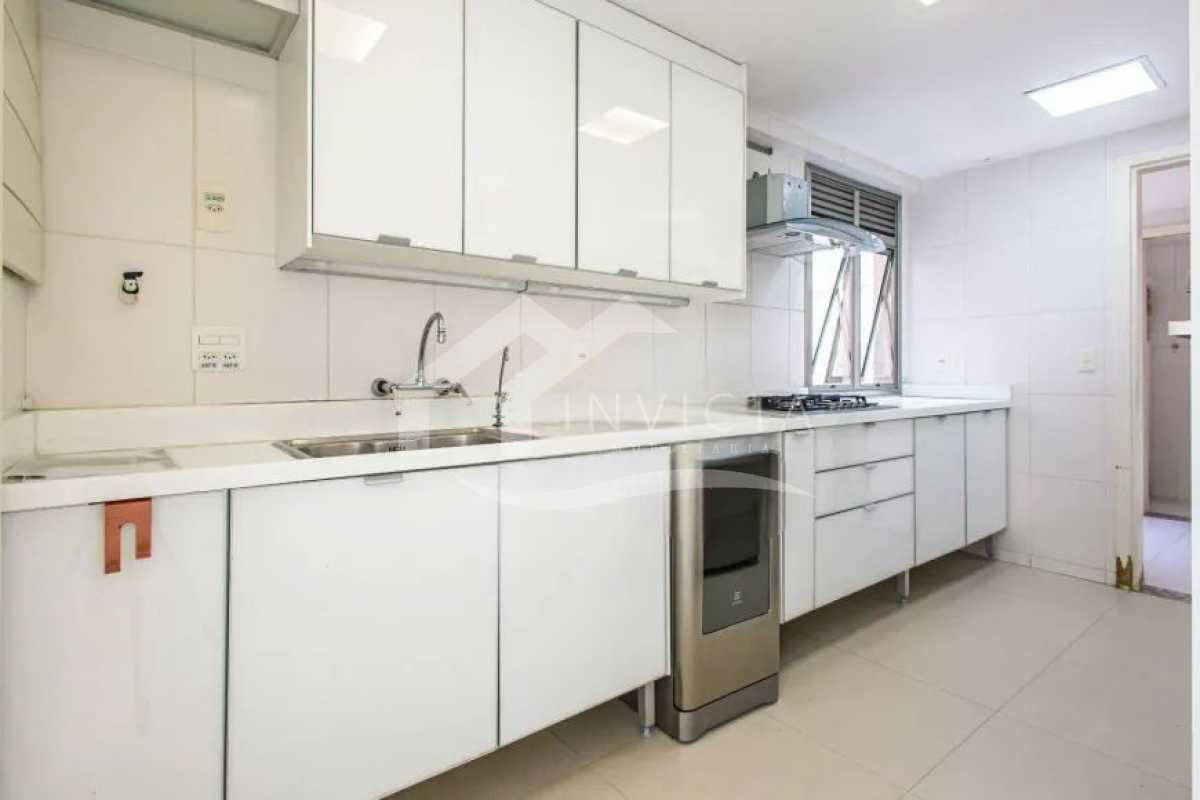 23e1fce83a6c48b9bda4e43fd6aea6 - 24