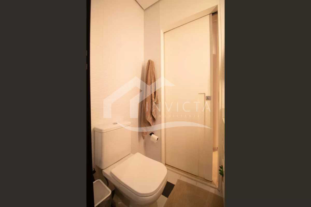 df45ff6d7e0f4367833b59c7edfd26 - 22