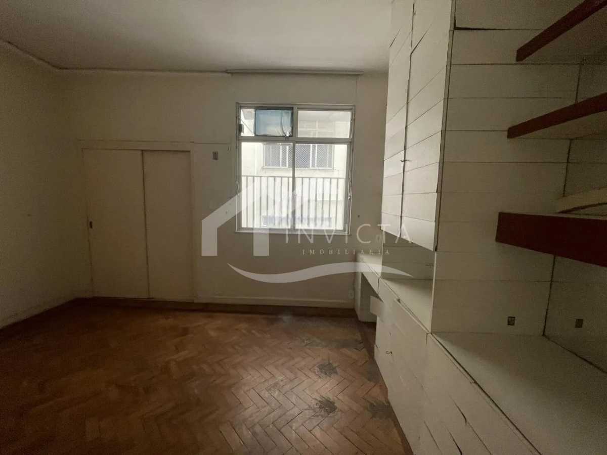 Ótima localização - MARAVILHOSO TRÊS QUARTOS COM DUAS SUITES PRÓXIMO A AV ATLÂNTICA - FCAP31798