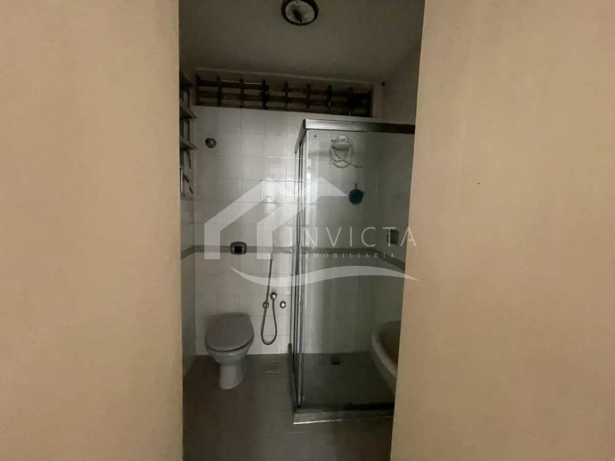 Ótima localização - MARAVILHOSO TRÊS QUARTOS COM DUAS SUITES PRÓXIMO A AV ATLÂNTICA - FCAP31798